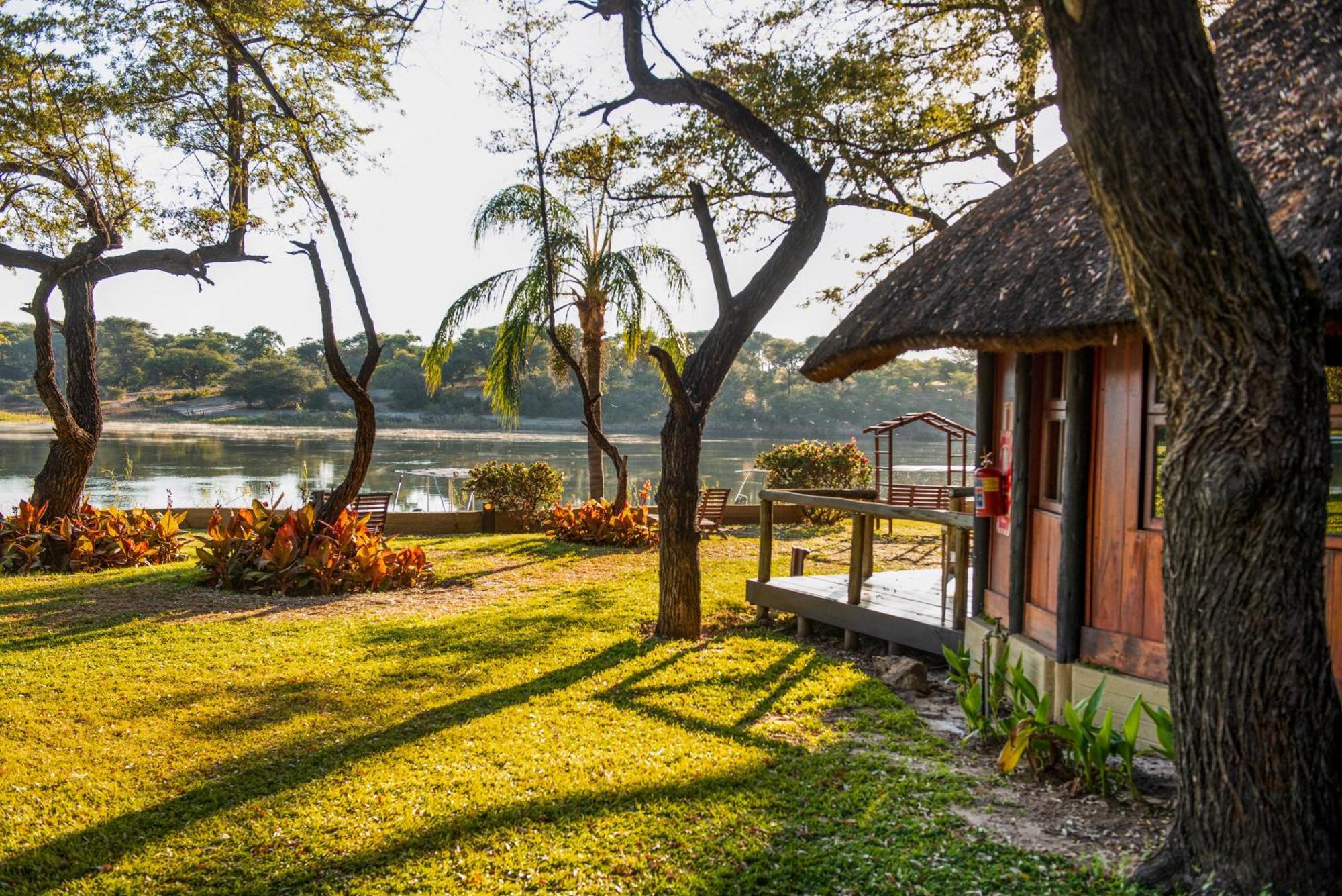 Gondwana Hakusembe River Lodge Rundu Dış mekan fotoğraf