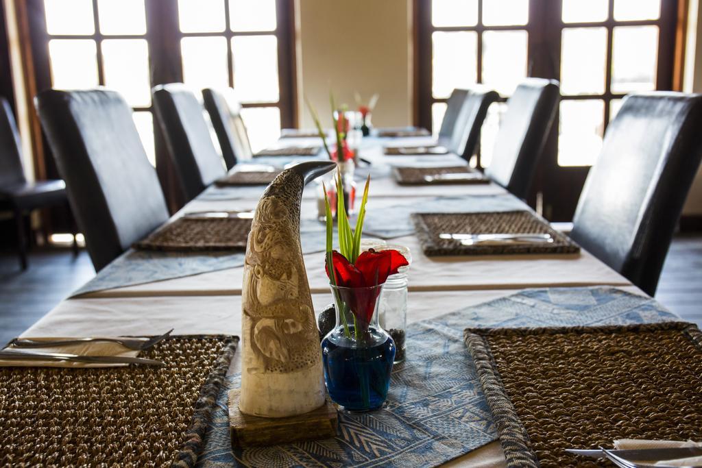Gondwana Hakusembe River Lodge Rundu Dış mekan fotoğraf